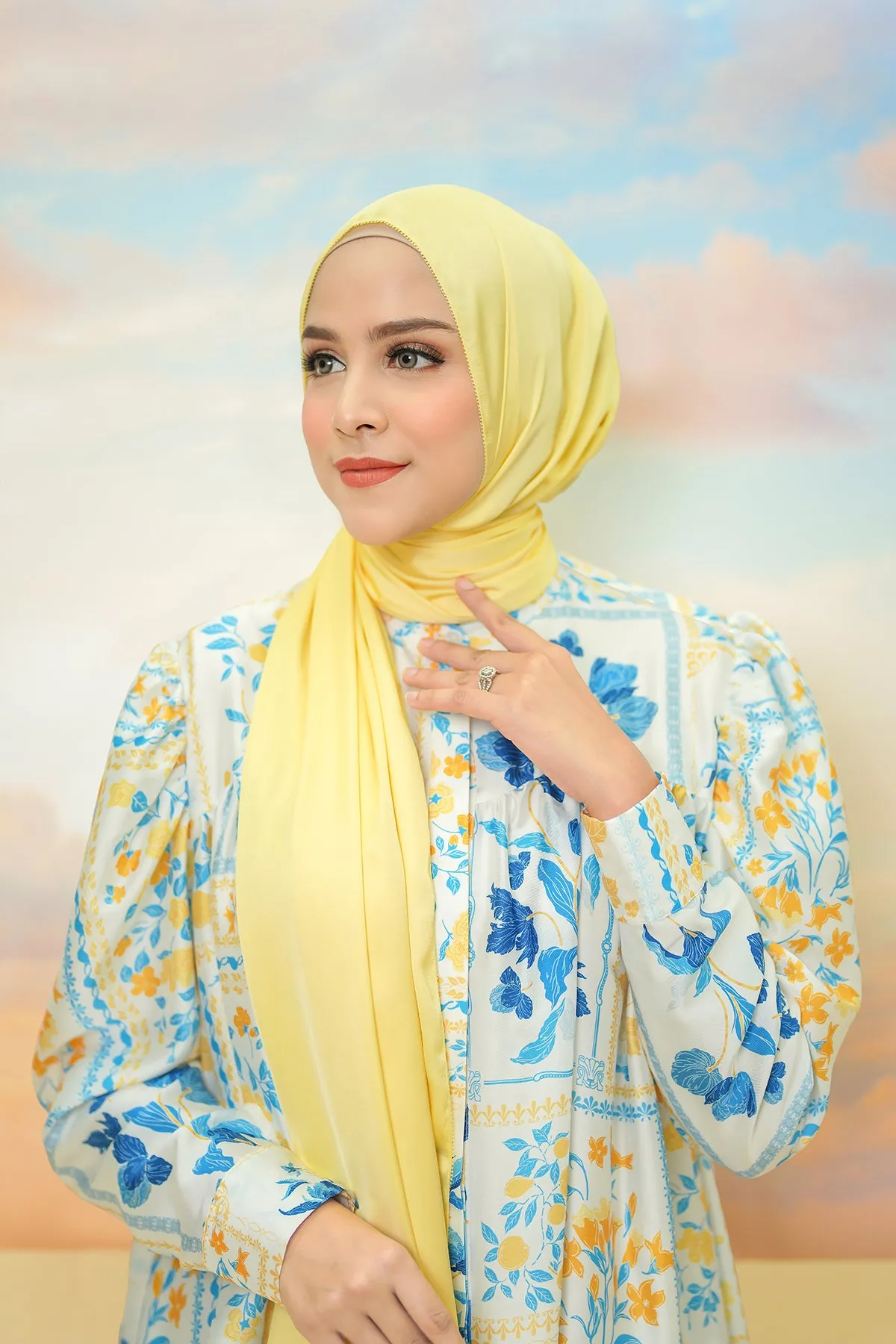Alma Shawl 3.0 - Banana