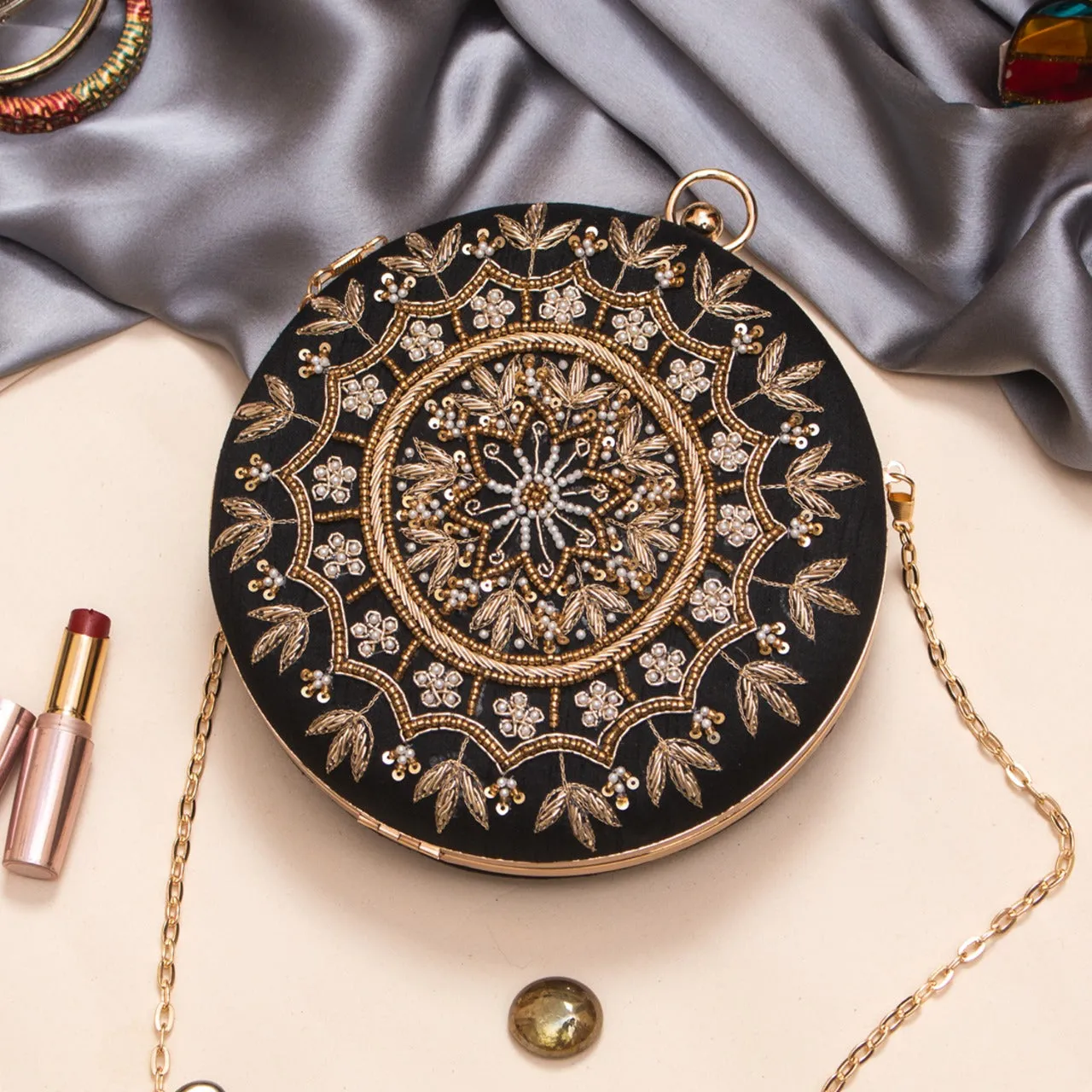 MINDY Clutch (Black)