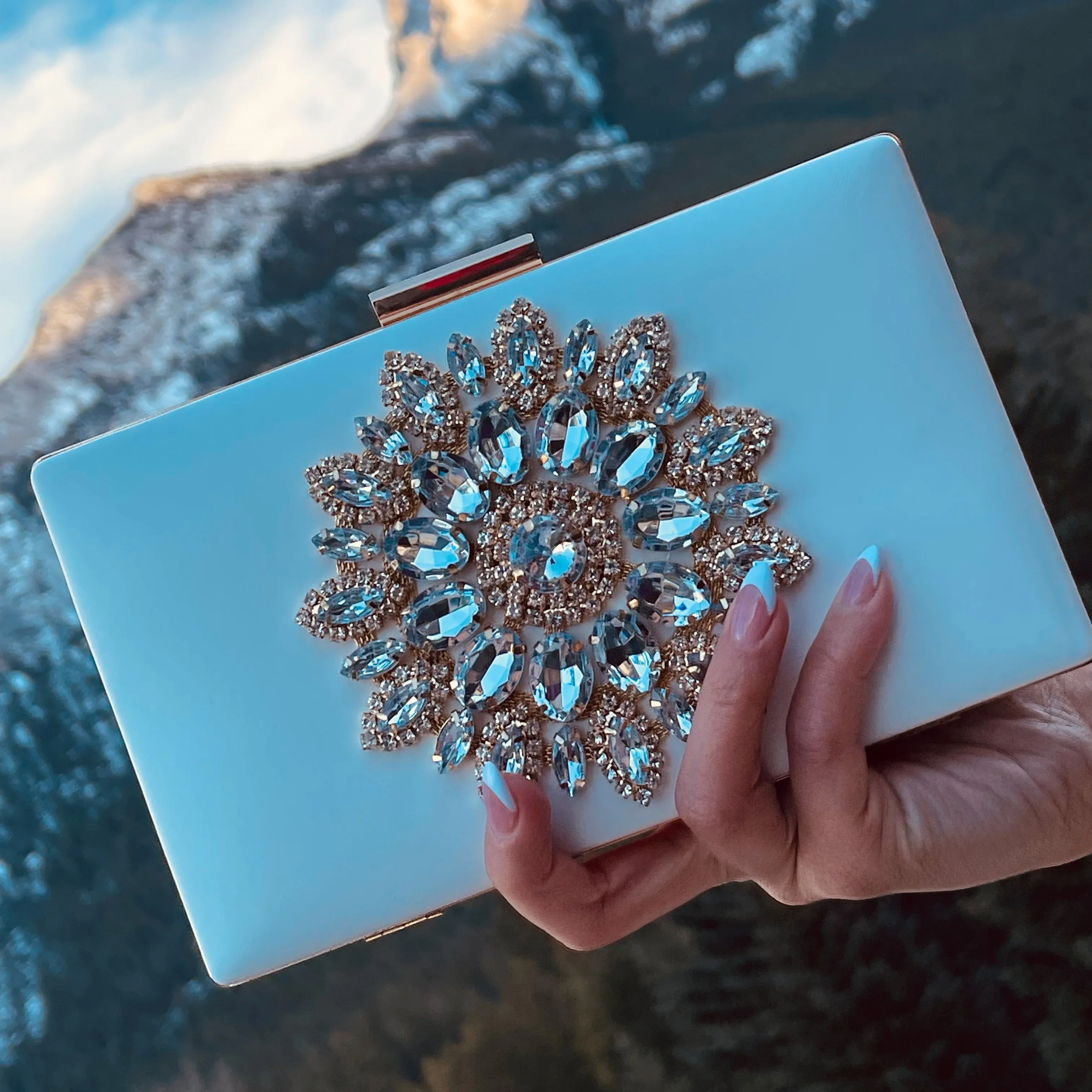 SPARKLE Clutch